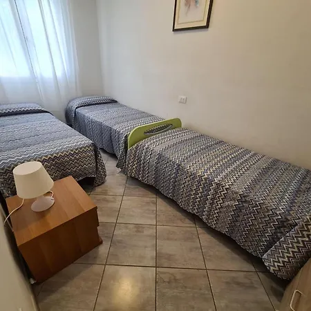 In Near Centre Apartment *